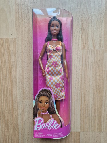 Barbie fashionista 233 - barbie,