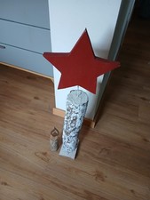 2x Naturholzdeko Säule m. Stern und Kerze aus Astholz mit Edelrostflamme -