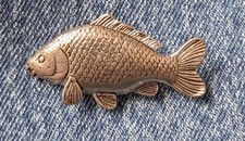 Karpfen Pin Angler Button