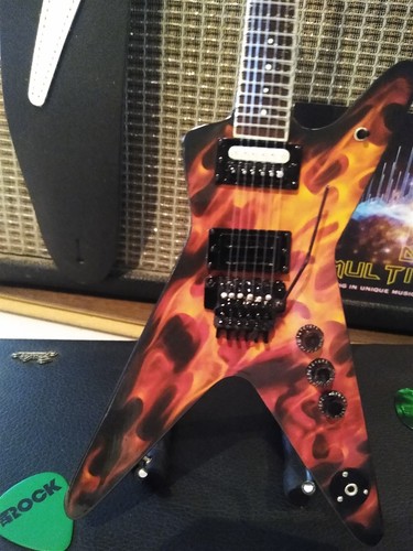 Dimebag darrell dean - dean, dime