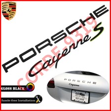 Glänzendschwarzes Porsche