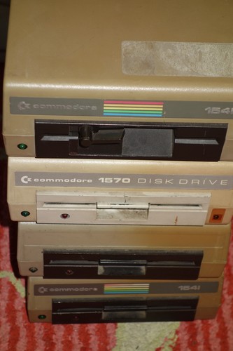 Commodore c64 floppy - commodore,