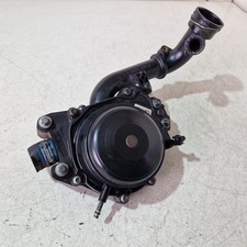 E98* Mercedes-Benz OM651 Wasserpumpe A6512006401 A6512006301