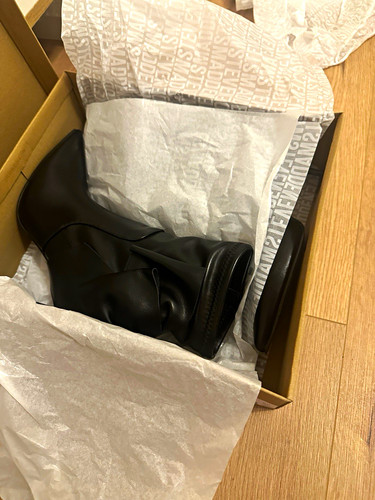 Steve madden saline - steve,