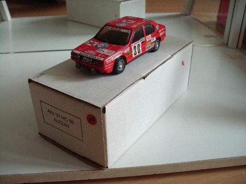 Handgebautes modell alezan - handgebautes,