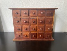 Apothekerschrank Schubladen