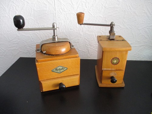 Sehr alte ddr kaffeemühlen - alte,
