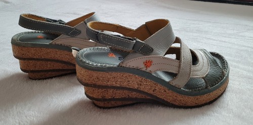 The art company sandalette - the,