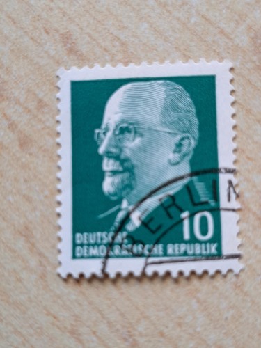 Briefmarke 1961 ddr walter - briefmarke,