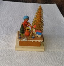 Vintage Erzgebirge Frau mit