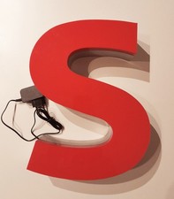 Leuchtbuchstabe "s"  36 cm rot
