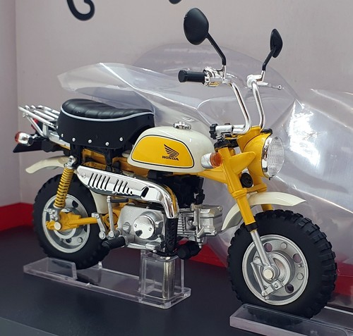 Aoshima scale 111277 - 1/12,