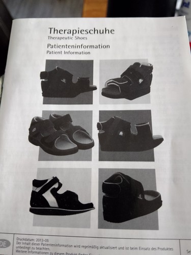 Therapie schuh mit - schuh, erhöhter