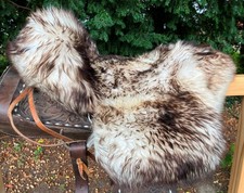 Lammfell Sattelbezug Sattelauflage Lammfellbezug Western Sattelpad Geflammt