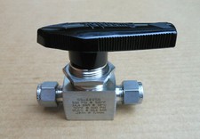 SWAGELOK Kugelhahn 3/8“ (9,5mm), SS-44VS6, 3/2-Wege, Edelstahl 316