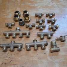 verschiedene Verteilerrohre