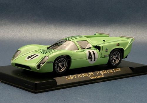 Lola t70 mk3b gold cup - t70,