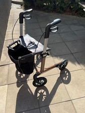 Leichtgewichtrollator vial plus