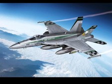 Academy 12565 1/72 USN F/A-18E