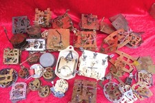 Uhrwerke , großes Konvolut alte Uhrwerke , Pendeluhren, Kaminuhren.... + Zubehör