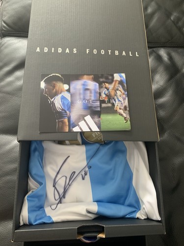 Lionel messi autogramm auf - lionel,