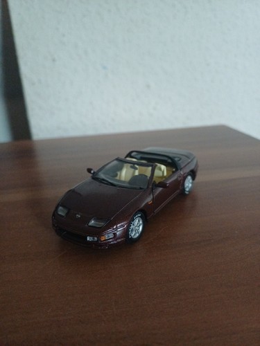 Nissan 300 43 modellauto - 300,