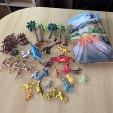 Dinosaurier Figuren, Landschaft ,Teppich, Bäume, Dino Eier uvm. Konvolut
