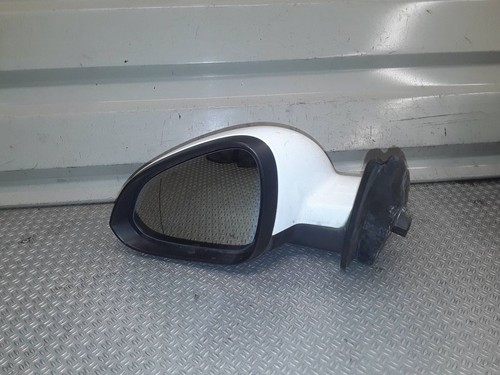 Opel insignia 2011 links - a,