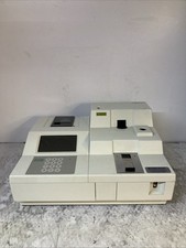 IDEXX Vet Test 8008 powers on