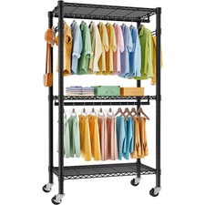 Kleiderständer auf Rollen