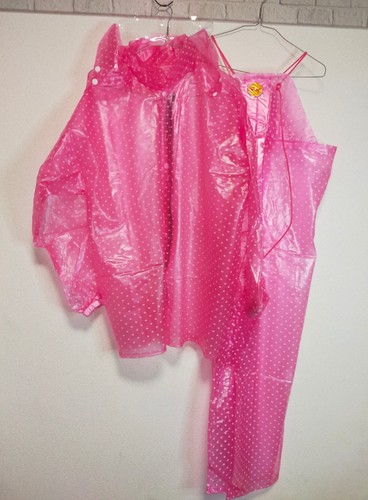 Rosa pvc vinyl regenanzug - pvc,