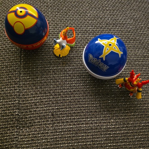 Pokemon mini figuren - pokemon, pokeball