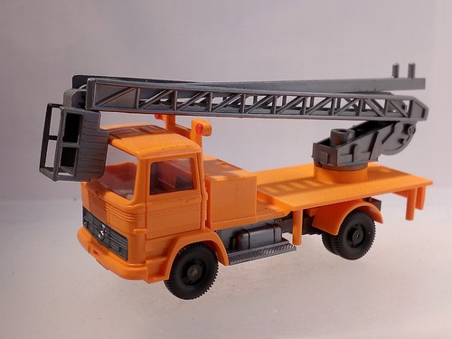 Mercedes 1317 hebebühne - lp,