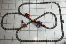 Lego Duplo Eisenbahn mit Weichen, Bahnübergang, Kreuzung und Richtungswechsler