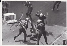 Barbara KLEMM (1939) Photogr orig. sign. Art postcars REAGAN BERLIN / Autograph