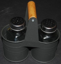 Salz und Pfefferstreuer Set in Metallbehälter mit Tragegriff 8,5 cm pro Flasche