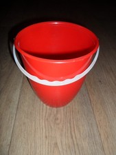 DDR 2 Liter Eimer rot aus