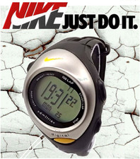 NIKE TRIAX Uhr sdm 100 lap