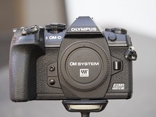 Olympus OM-D E-M1 Mark III 20,4MP Spiegellose Kamera - Schwarz (Nur Gehäuse)