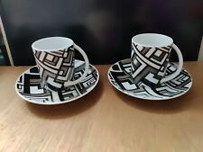 2 Espresso Tassen mit Untertasse, ausgefallenes Design, sehr guter Zustand