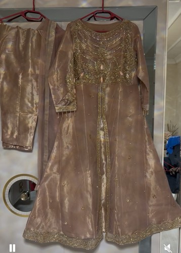 Bollywood salwar kameez - kameez,