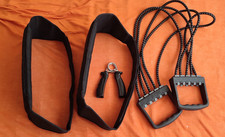 1x Expander, 1x Handtrainer, 2x Bauchtrainingsschlaufen f. Reck