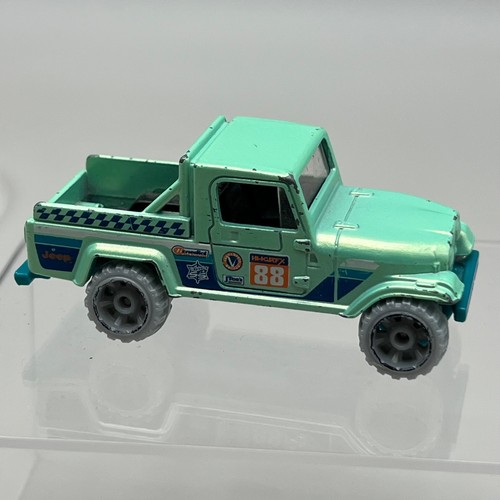 Hot wheels jeep scrambler 4x4 - wheels,