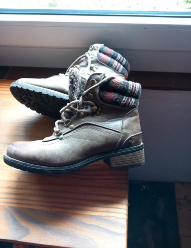 Braune schnürboots - schnürboots, /