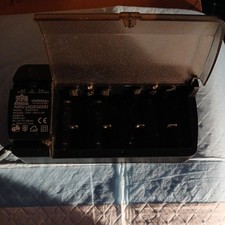 Universal TOP CRAFT Ni-Cd & Ni-MH Akku- Ladegerät MW3398GS