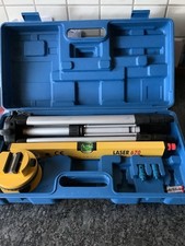 Laser Wasserwaage Powerfix KH 4008 mit Stativ , wie Neu !!