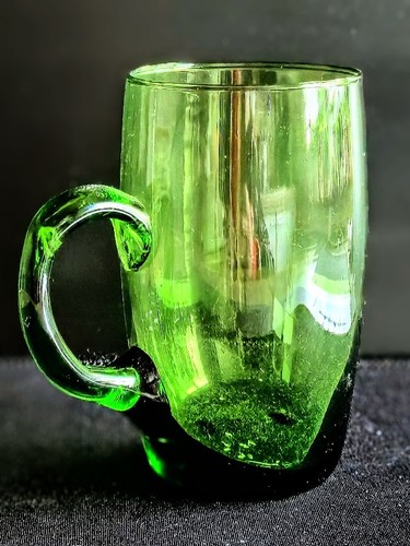 Altes trinkglas becher mit - altes, trinkglas,