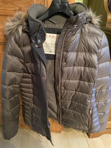 Esprit daunenjacke mit kapuze - daunenjacke,