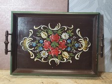 Altes bemaltes Holztablett