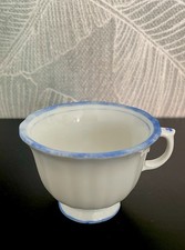 Schöne feine antike Mokkatasse von Carl Tielsch Porzellan Sammlerstück, sehr rar